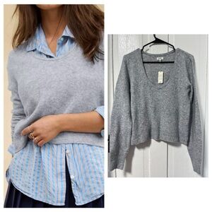NWT Aerie Unreal Voop Gray Long Sleeve Lightweight Sweater size medium
